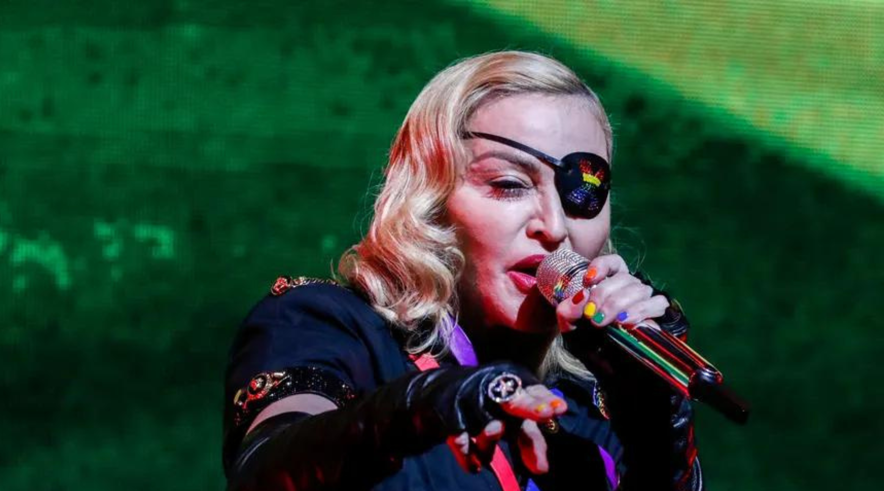 Madonna adia turnê após internação na UTI por causa de infecção bacteriana