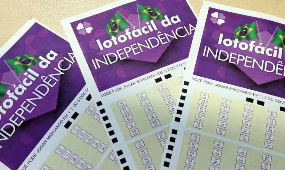 Lotofácil da Independência tem 54 apostas com prêmio de R$ 4,2 milhões
