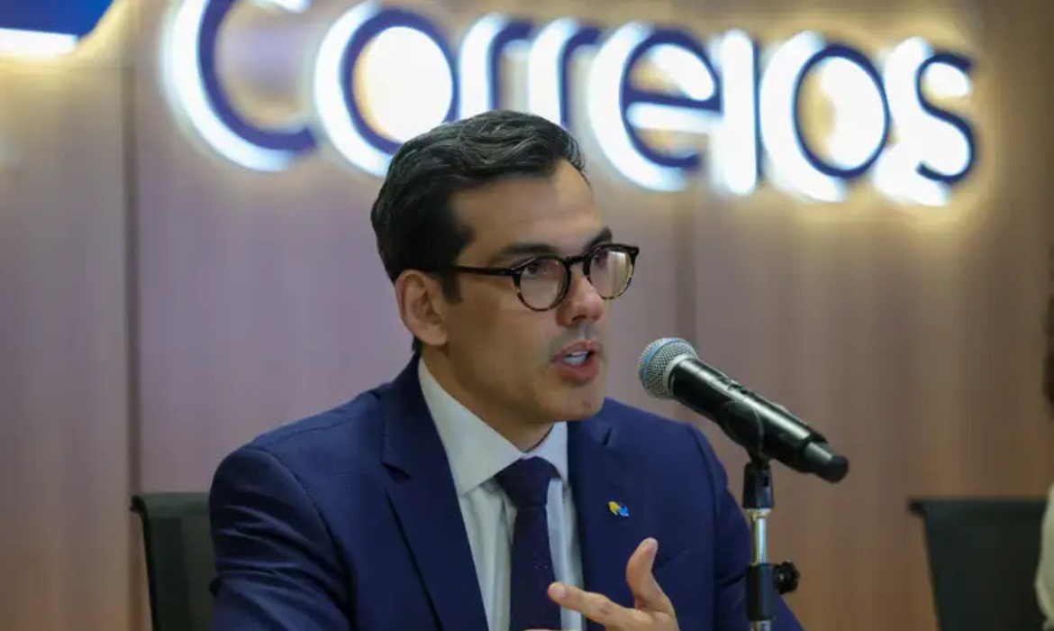 Correios preveem 15 mil demissões voluntárias e fechar mil agências